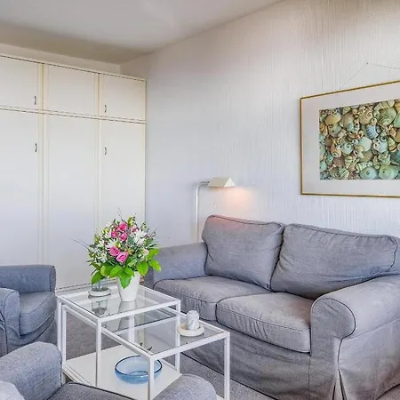 Goldene Ruh 405 公寓 *