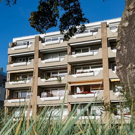 Appartement Goldene Ruh 405 *